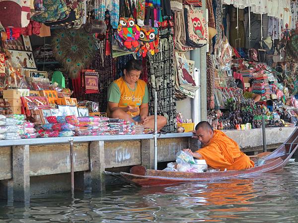 Damnoen boat market (76).JPG