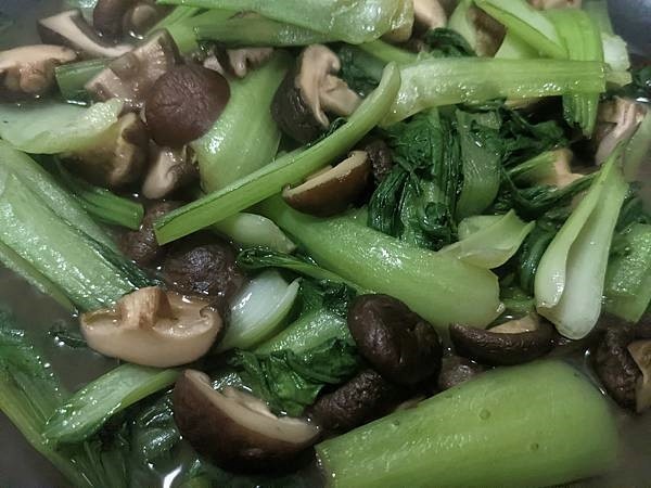 炒香菇青江菜