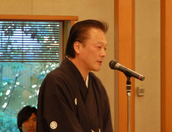 新郎的老師(藤山新太郎).jpg