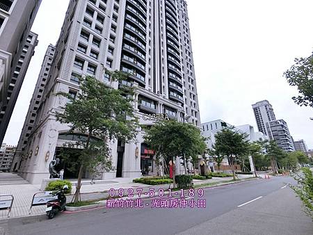 17賦格律司法特區大面寬收租金店面