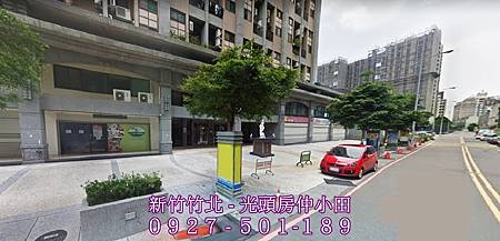 26高鐵-紐約大面寬朝南店面外觀.jpg