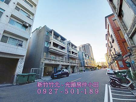 39新竹香山-陽光宮廷-街道.jpg