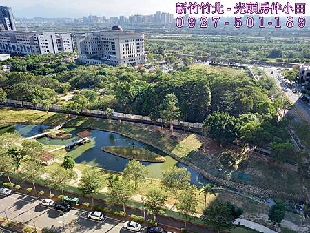 43中悅帝苑朝南面公園大四房.jpg