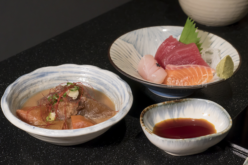 東區火鍋_高檔餐廳_海鮮火鍋_桌邊服務_美食推薦_台北美食_竹苑 (7).jpg