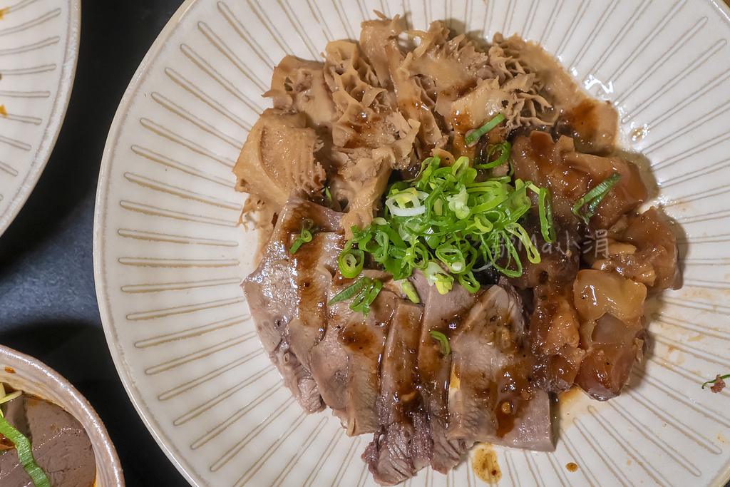 台北牛肉麵推薦_和牛水餃滷肉飯_大安美食_捷運美食_科技大樓_初衷製麵 (7).jpg