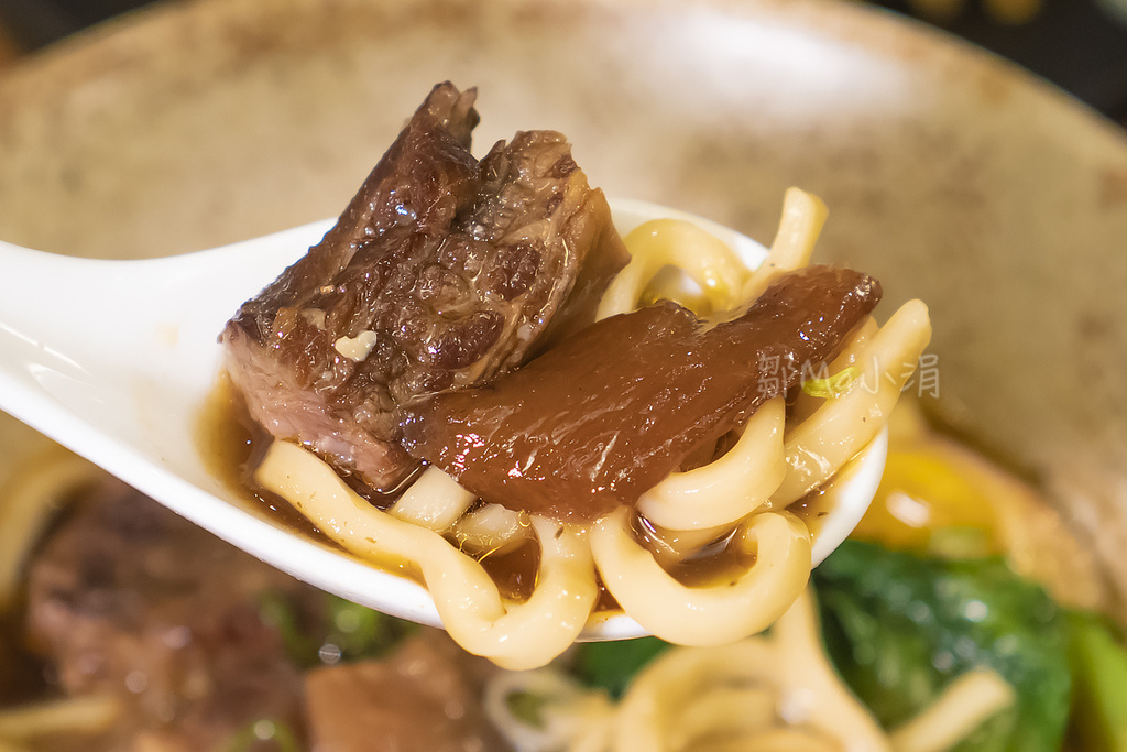 台北牛肉麵推薦_和牛水餃滷肉飯_大安美食_捷運美食_科技大樓_初衷製麵 (19).jpg