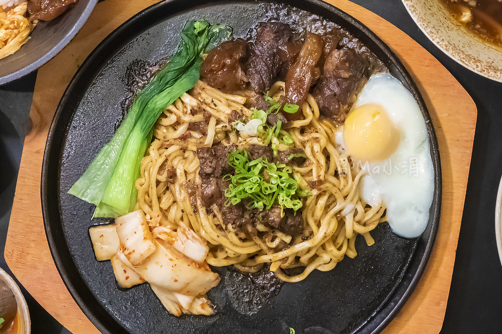 台北牛肉麵推薦_和牛水餃滷肉飯_大安美食_捷運美食_科技大樓_初衷製麵 (18).jpg