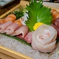 大安海鮮丼推薦_美食餐廳_壽司生魚片_超甲組海鮮_日式料理推薦_大安區丼飯_超派鐵拳 (19).jpg