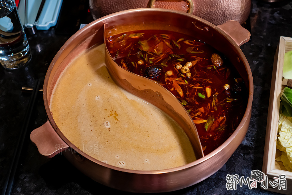 高級料理餐廳_明粵港式火鍋_ 高檔粵式火鍋_米其林台北美食推薦_台北預約困難_猶如在美術館用餐_火鍋界天花板_國際建築大師隈研吾_政商名流 明星最愛的火鍋店_台北內湖大直 (18).jpg