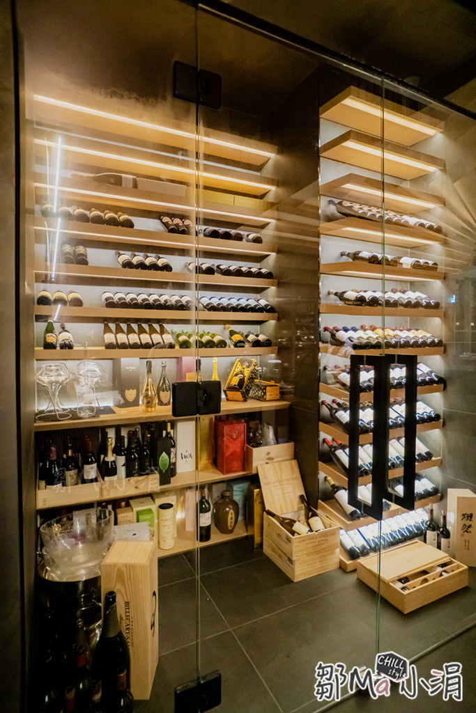 高級料理餐廳_明粵港式火鍋_ 高檔粵式火鍋_米其林台北美食推薦_台北預約困難_猶如在美術館用餐_火鍋界天花板_國際建築大師隈研吾_政商名流 明星最愛的火鍋店_台北內湖大直 (36).jpg