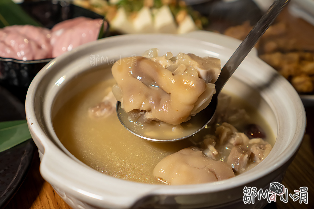 西門美食推薦_串串火鍋消夜推薦_台北美食_餐酒館啤酒冰_雪花冰_重慶美食_精釀啤酒_西門ABV_鄒小涓 (26).jpg