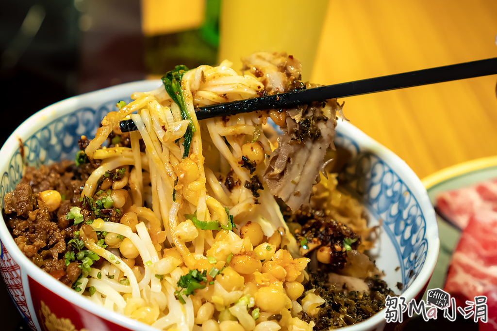 西門美食推薦_串串火鍋消夜推薦_台北美食_餐酒館啤酒冰_雪花冰_重慶美食_精釀啤酒_西門ABV_鄒小涓 (35).jpg