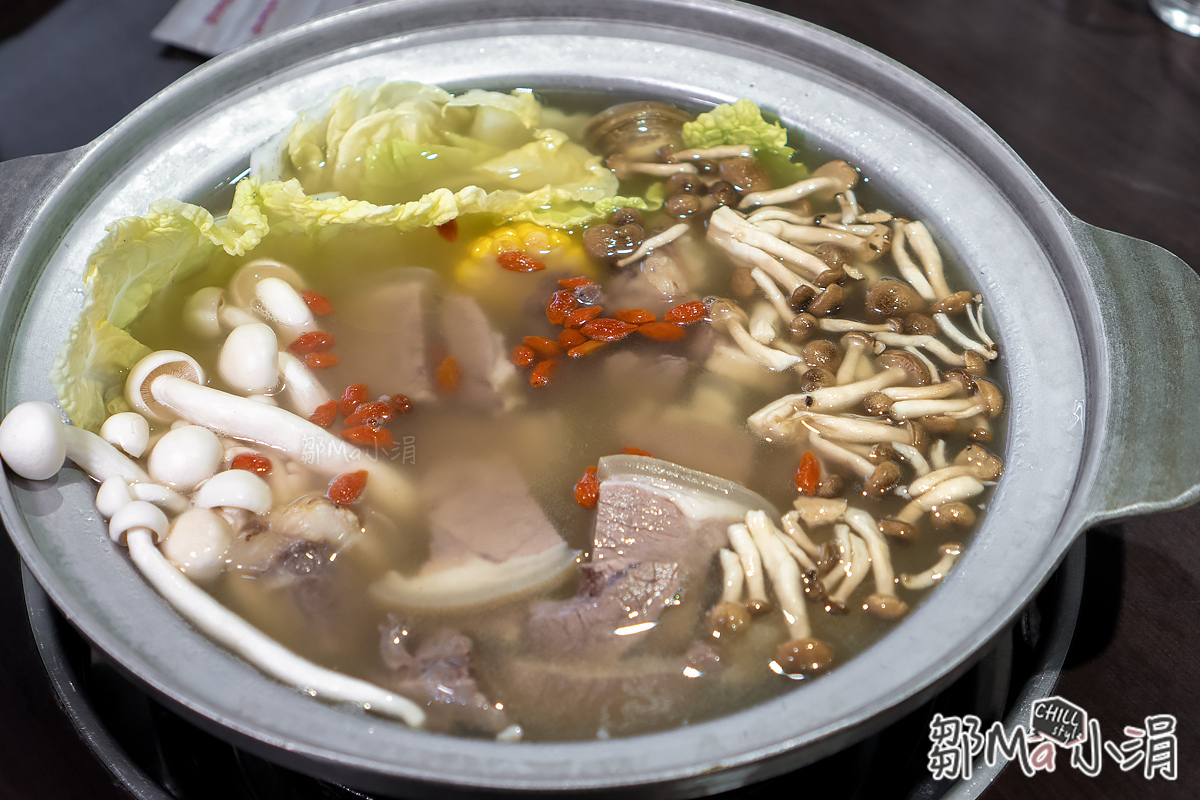 中山區溫體羊肉火鍋全羊料理招財溫體羊肴肉爐推薦蔬菜湯底火鍋推薦 (7).jpg