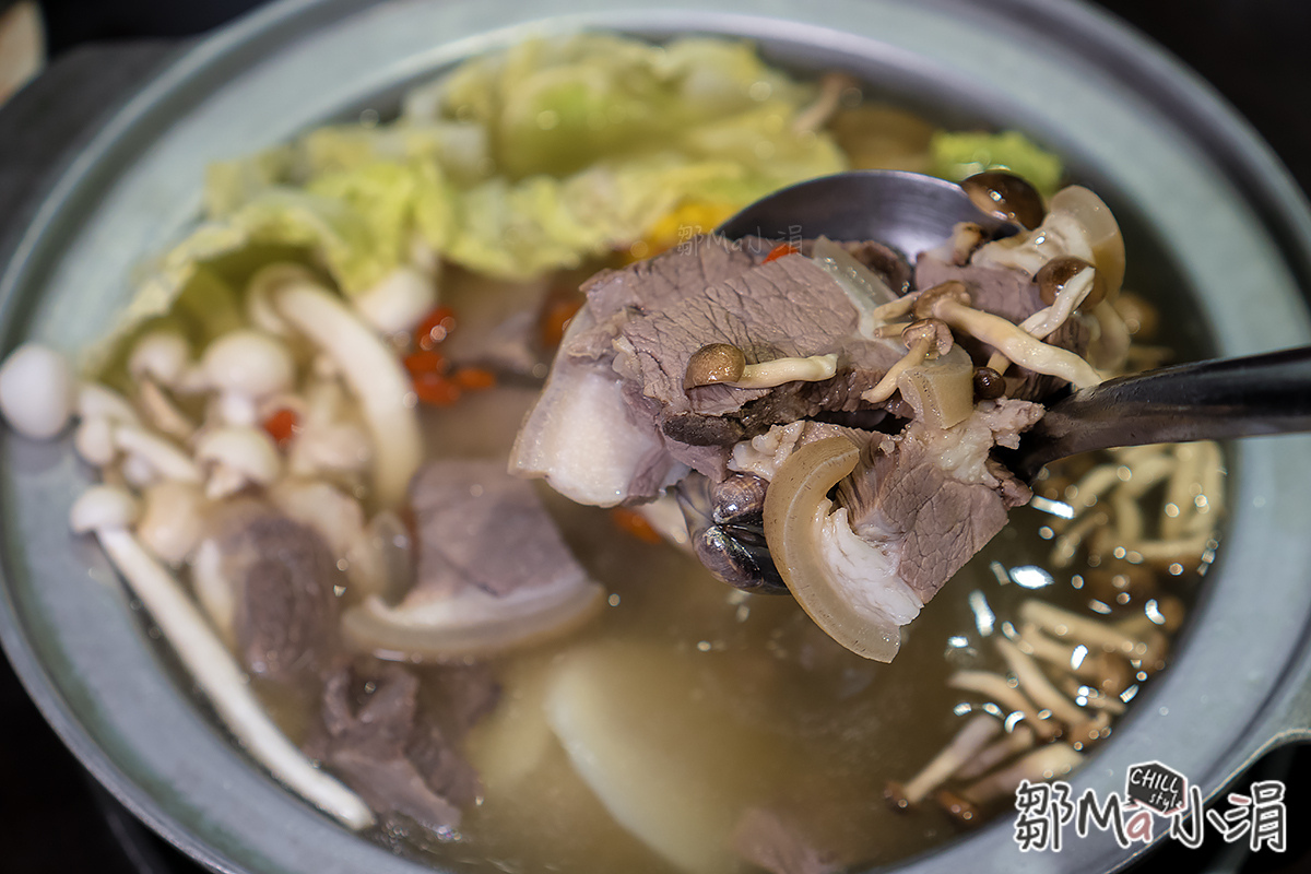中山區溫體羊肉火鍋全羊料理招財溫體羊肴肉爐推薦蔬菜湯底火鍋推薦 (9).jpg