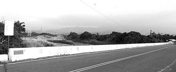 52893_0黑白@0.5x.jpg 52893_0黑白@0.5x.jpg