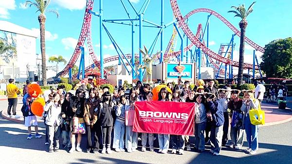 【2026 寒假遊學營】Browns布朗斯英語學校7-17歲