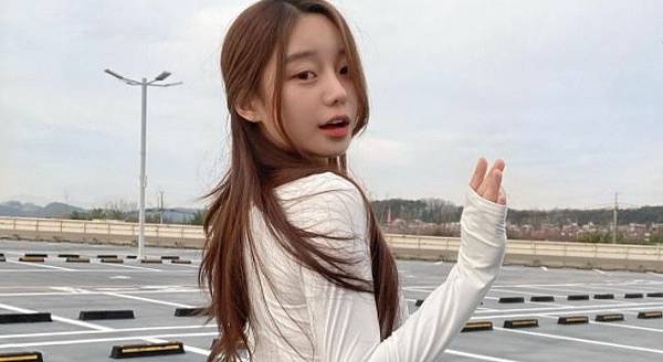 052bfeb205504b04be99cc7126353529.jpg 052bfeb205504b04be99cc7126353529.jpg