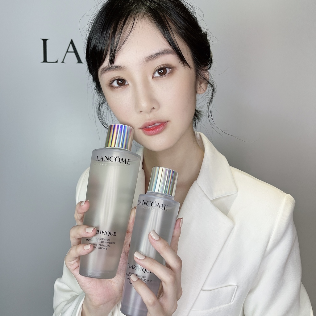 极光水霸容量250ml+极光水150ml model美图_1.jpg