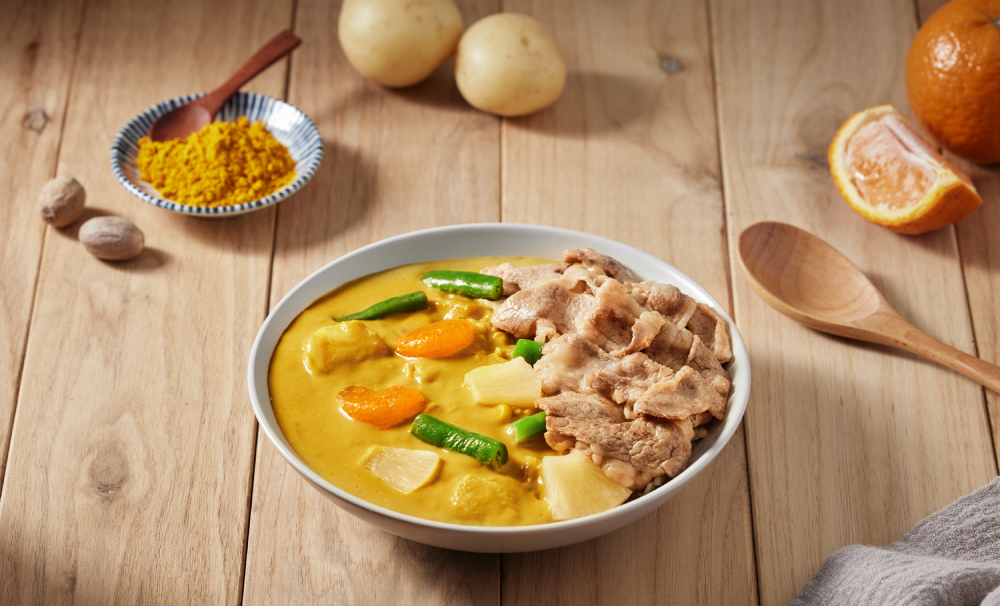 Just Kitchenx桔田家KITSUTAYA咖喱丼饭-元气牛五花桔香咖喱饭.jpg