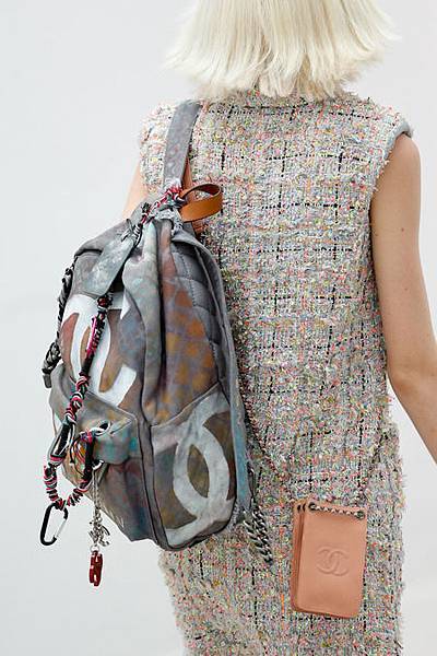 Chanel-Airbrushed-Large-CC-Backpack-Spring-2014-Runway
