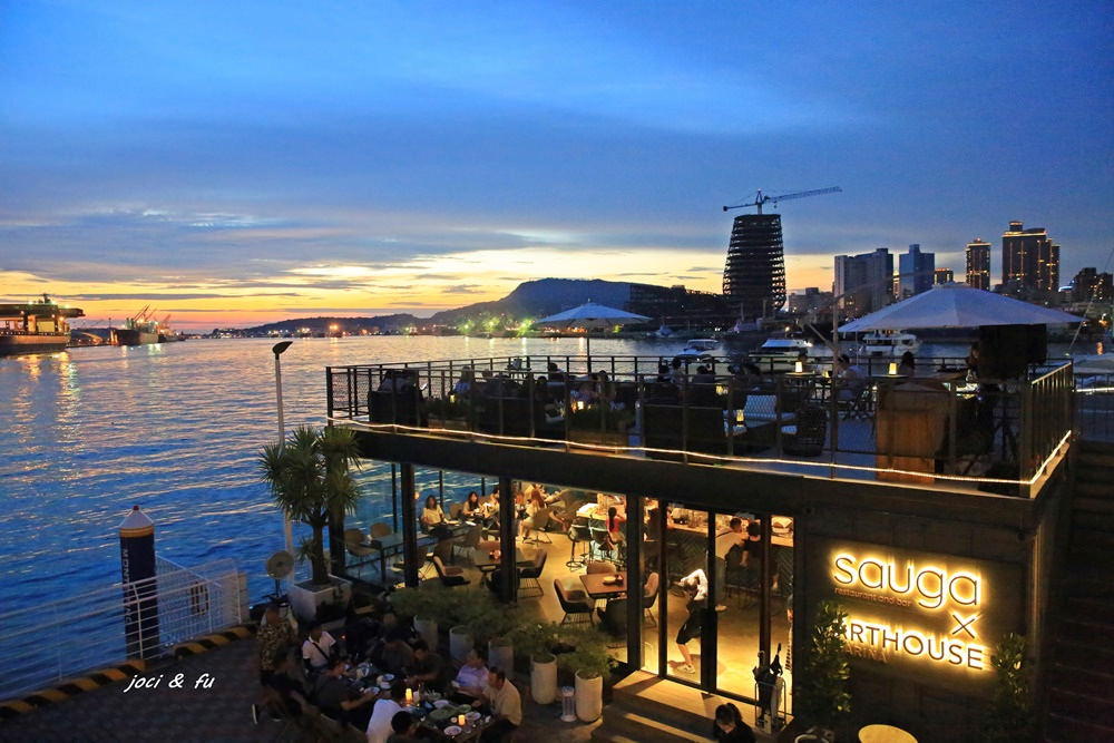 鯊加碼頭餐廳無敵海景度假風夏日曬夕陽美點 高雄網美ig新景點22號碼頭高雄景觀餐廳 愛作夢的貓joci 痞客邦