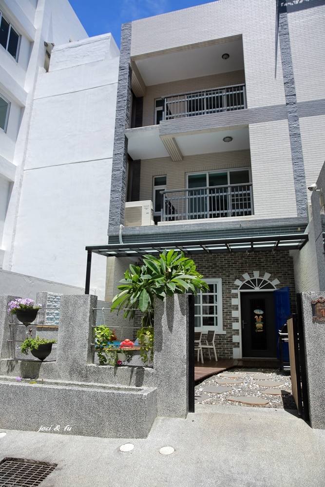 墾丁happy兔包棟旅店ktv Switch 廚房 戲水池 戶外烤肉區 大人小孩皆盡興 屏東住宿 愛作夢的貓joci 痞客邦