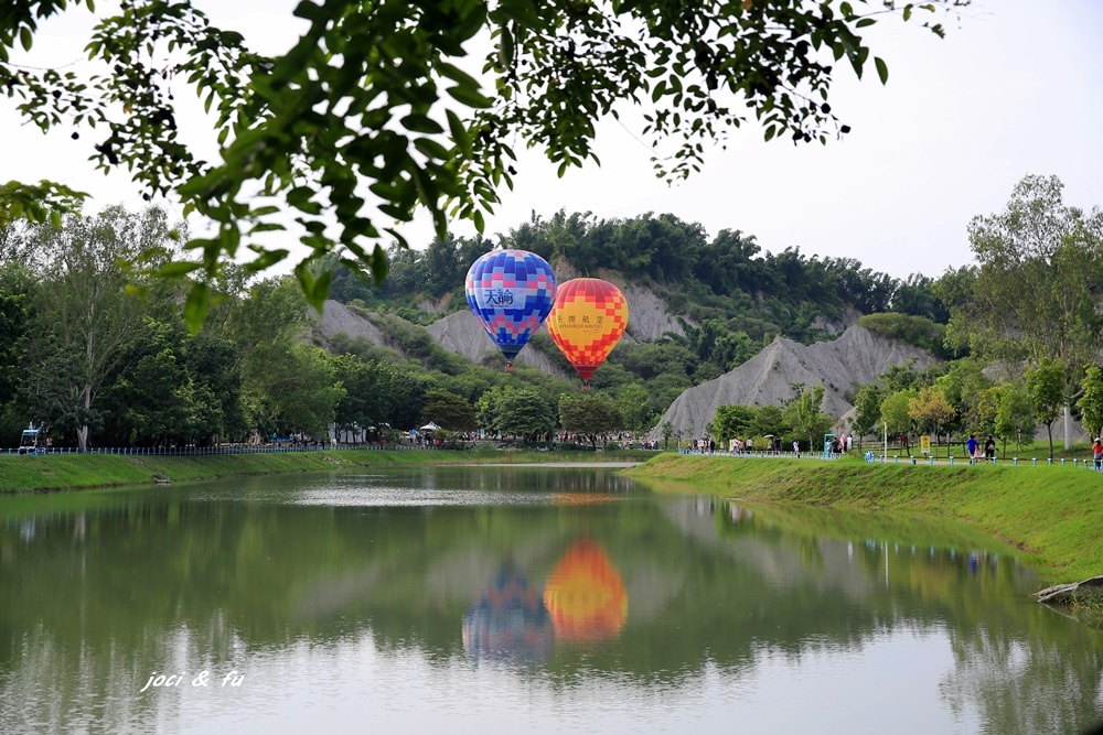 高雄田寮月世界,熱氣球體驗,玉池,泥岩惡地地形,弦月公園,內門黑糖糕,土耳其商品專賣店,高雄,田寮區,月世界