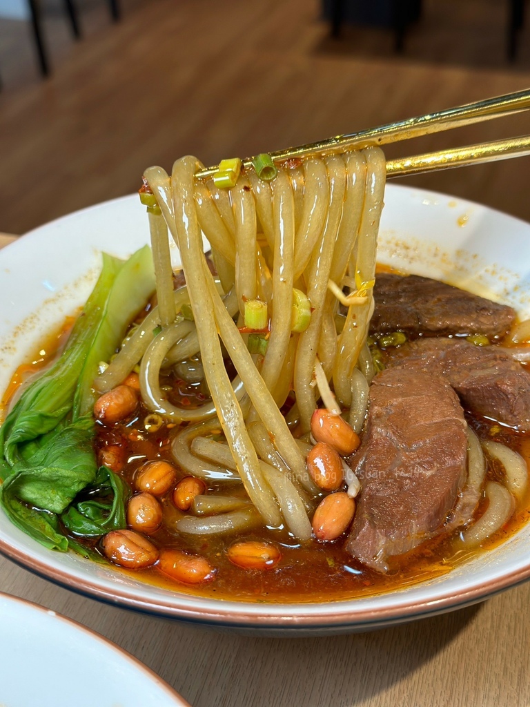 《新北食記》一面之緣-襄楚麵食館｜來自湖北的好味道｜正宗川香