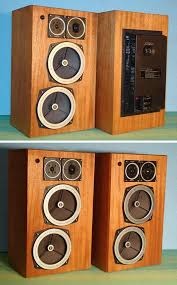 GRUNDIG Aktiv Box 40.jpg GRUNDIG Aktiv Box 40.jpg
