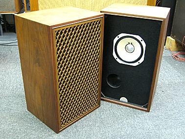 SANSUI SP-LE8T MK II.jpg