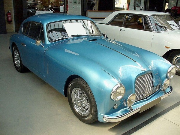 800px-Aston_Martin_DB2-4_Mark_I.jpg