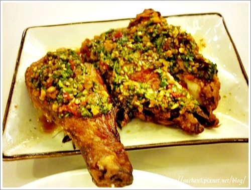 複合式餐廳-陽光盒子(椒麻雞腿飯) 複合式餐廳-陽光盒子(椒麻雞腿飯)