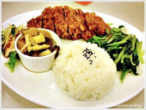 複合式餐廳-陽光盒子(香酥雞排飯) 複合式餐廳-陽光盒子(香酥雞排飯)