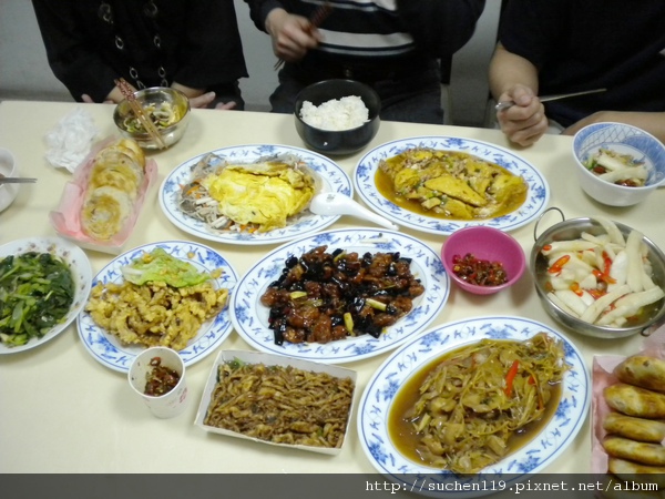 很豐富的小山西麵館的午餐