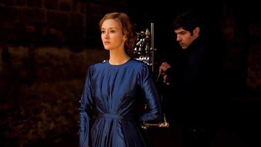 顯影的女人.jpg 顯影的女人.jpg