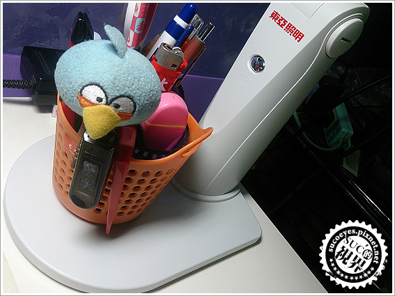 東亞K書達人27W檯燈 (17).JPG