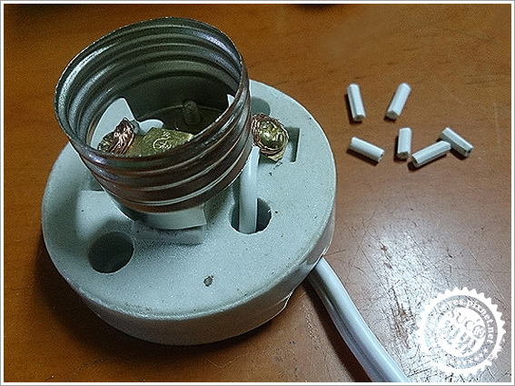 全磁燈座和歐司朗鹵素燈泡 (14).JPG