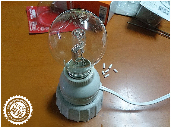 全磁燈座和歐司朗鹵素燈泡 (19).JPG 全磁燈座和歐司朗鹵素燈泡 (19).JPG