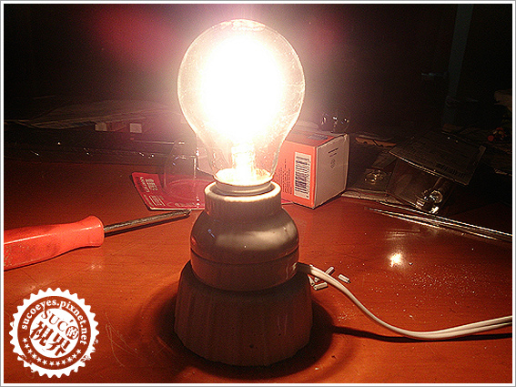 全磁燈座和歐司朗鹵素燈泡 (21).JPG 全磁燈座和歐司朗鹵素燈泡 (21).JPG