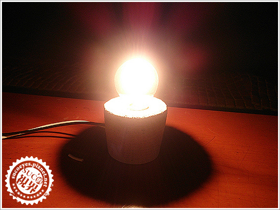 全磁燈座和歐司朗鹵素燈泡 (22).JPG 全磁燈座和歐司朗鹵素燈泡 (22).JPG