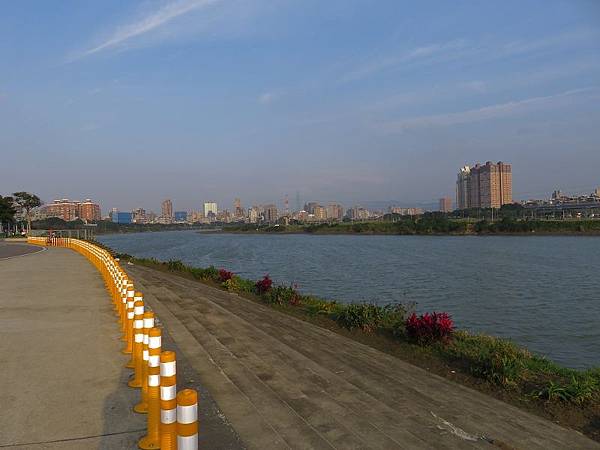 IMG_2095 IMG_2095