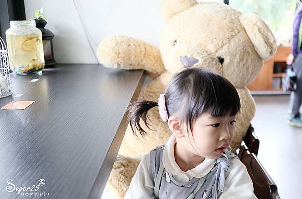 宜蘭運動公園奇異鳥2.jpg 宜蘭運動公園奇異鳥2.jpg