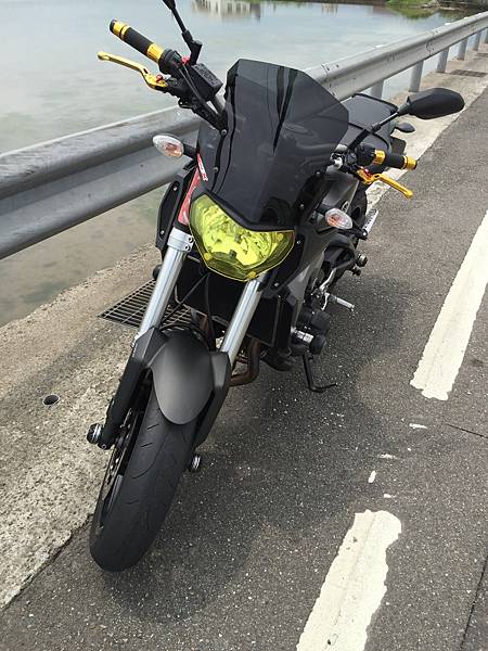 YAMAHA_MT-09