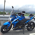 SUZUKI_GSR750