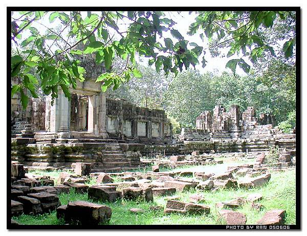 angkor049