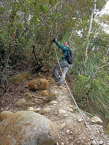 61黑山~石苓湖山.jpg