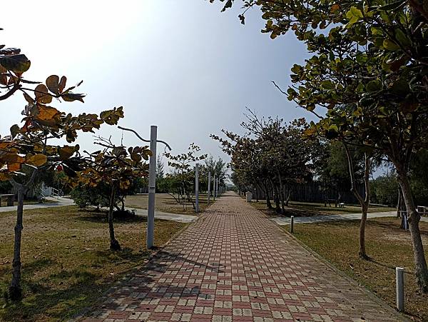 33台南北門雙春濱海遊憩區(愛莊園).jpg