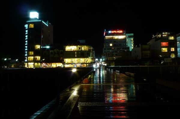 街面夜景