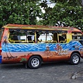 巴里島ㄉ彩繪公車