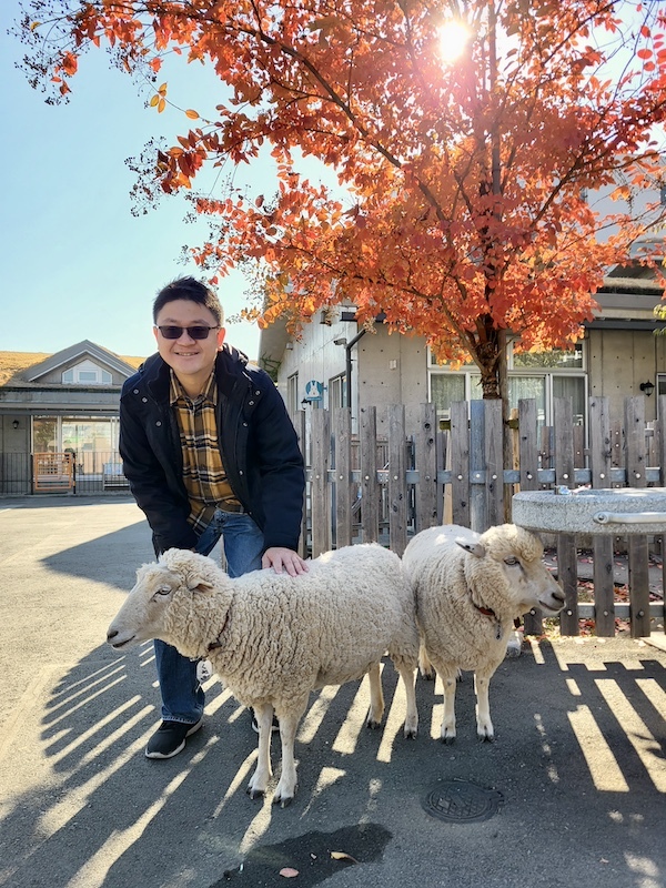 2023-11-24 東京賞楓旅Day6 板橋兒童動物園摸到